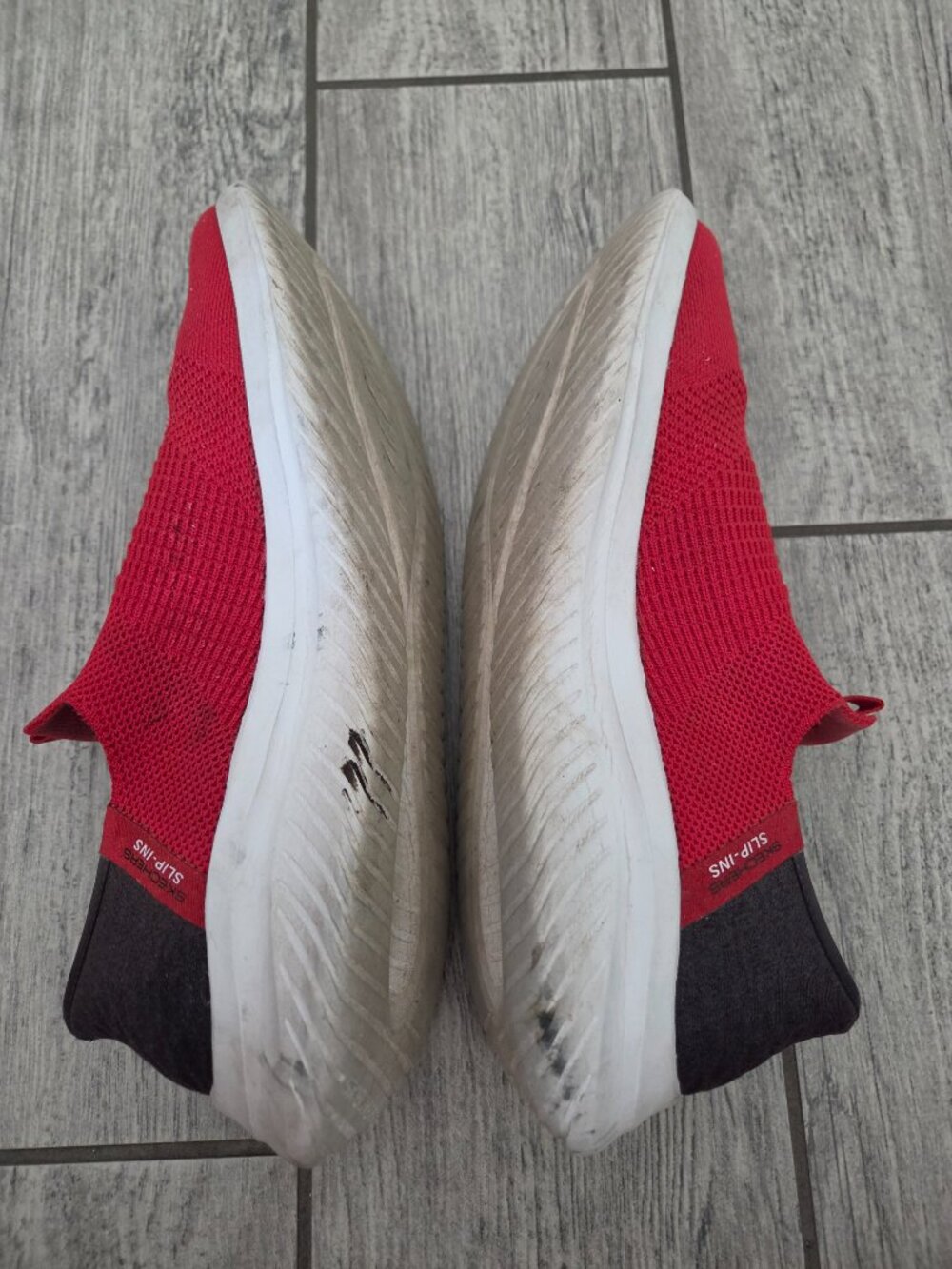 Skechers Women's Slip-ins Air-Cooled Memory Foam Sneakers Red Black Size 6.5 - Picture 9 of 12